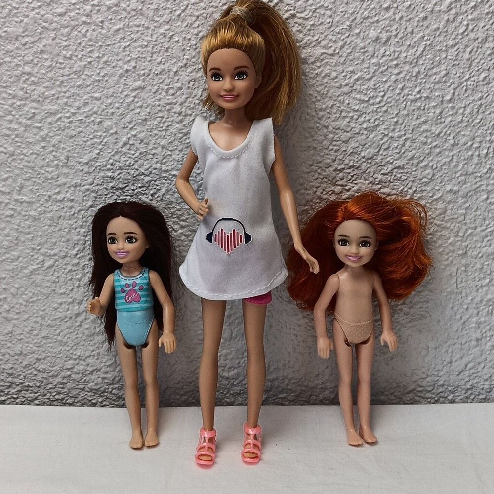 Barbie Sisters Stacie and Chelsea Dolls Lot Blonde Brunette Red Head